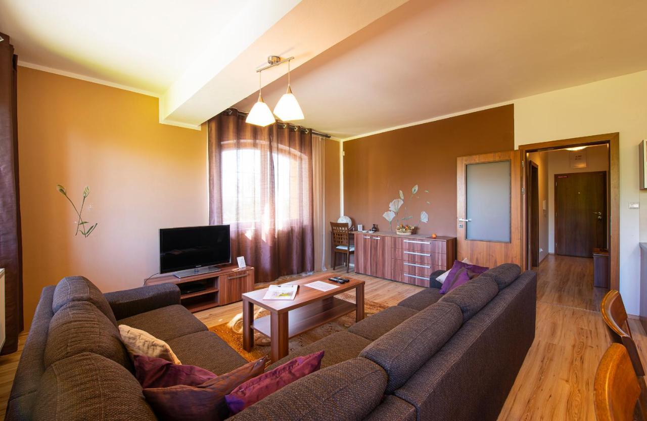 Apartmany Sileas Vel'ka Lomnica Exterior photo